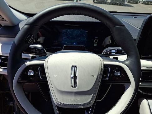 New 2026 Lincoln Aviator Reserve AWD/4WD image 9