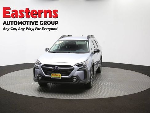 Used 2025 Subaru Outback Premium AWD/4WD image 47