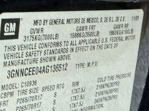 Used 2010 Chevrolet Avalanche LS w/ Convenience Package image 16