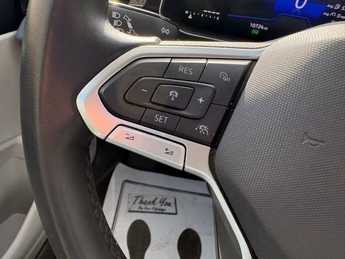 Used 2025 Volkswagen Jetta SE image 22