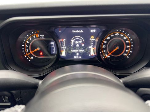 Used 2025 Jeep Gladiator Mojave w/ Safety Group image 58