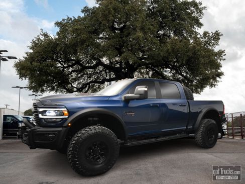Used 2023 RAM 2500 Laramie w/ Night Edition AWD/4WD image 1