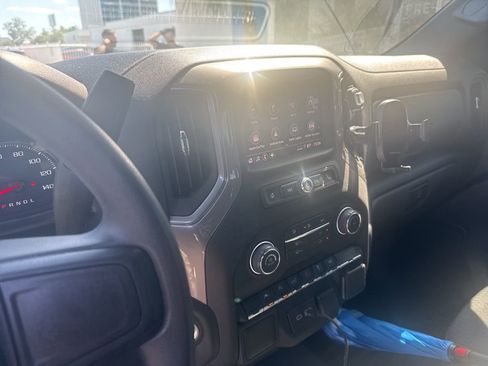 Used 2024 Chevrolet Silverado 1500 Custom image 20