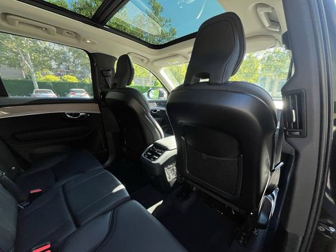 Used 2025 Volvo XC90 B6 Plus AWD/4WD image 31
