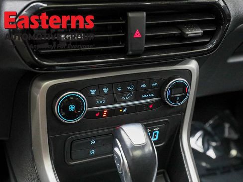 Used 2021 Ford EcoSport Titanium image 20