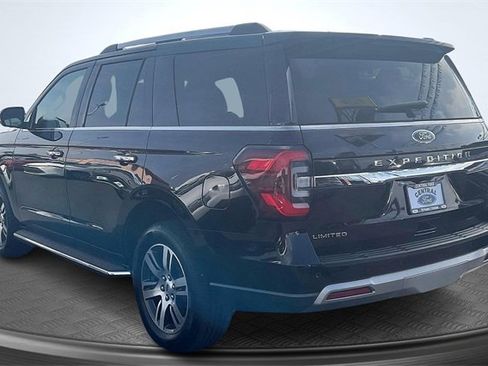 Certified 2023 Ford Expedition Limited image 2