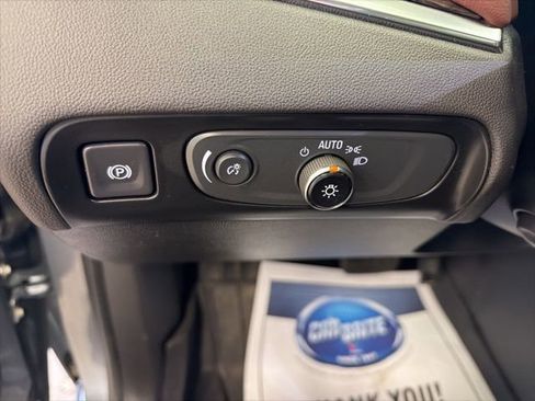 Used 2021 Buick Enclave Avenir w/ Avenir Technology Package image 15