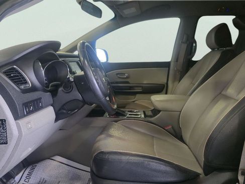 Used 2020 Kia Sedona EX FWD image 13
