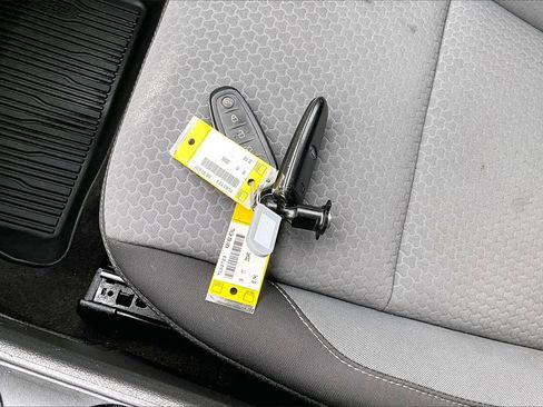 Used 2019 Ford Escape SE image 30