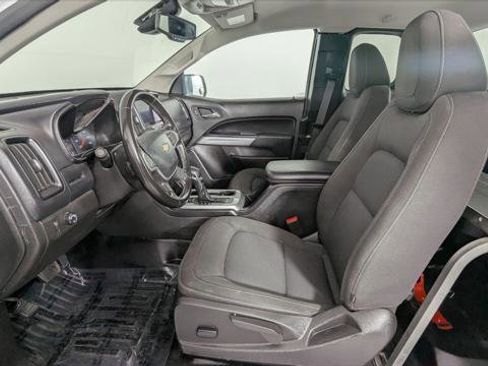 Used 2022 Chevrolet Colorado LT w/ Fleet Safety Package image 14