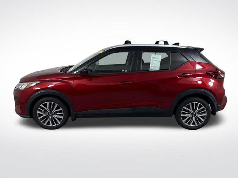 Used 2024 Nissan Kicks SV w/ Interior Electronics Package FWD image 6