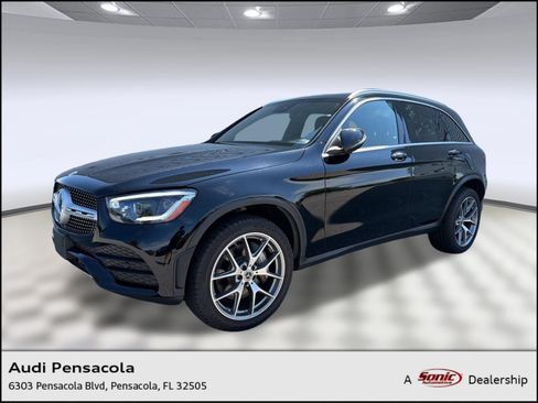 Used 2022 Mercedes-Benz GLC 300 4MATIC image 1