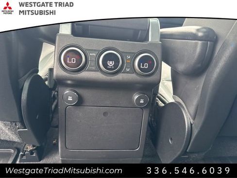 Used 2019 Land Rover Discovery HSE AWD/4WD image 19
