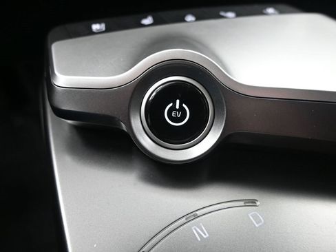 Certified 2022 Kia EV6 Wind w/ Wind Technology Package image 25