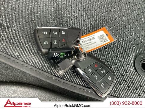 Used 2025 GMC Yukon Denali image 20