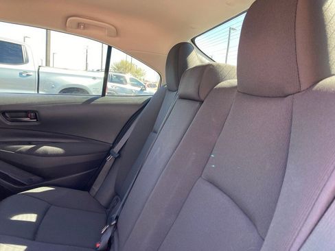 Used 2025 Toyota Corolla LE image 10