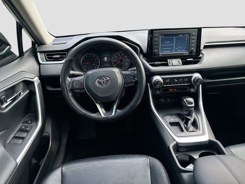 Used 2021 Toyota RAV4 XLE Premium FWD image 22