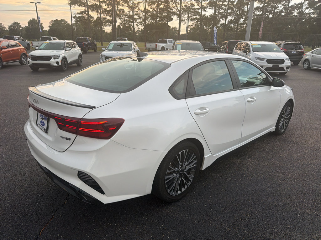 Used 2024 Kia Forte GT-Line w/ GT-Line Premium Package FWD image 6