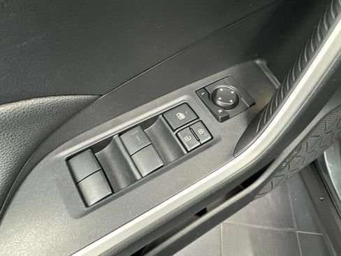 Certified 2025 Toyota RAV4 LE AWD/4WD image 35
