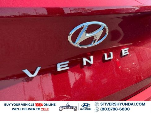 Certified 2025 Hyundai Venue SEL image 14