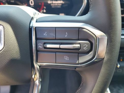 Used 2025 GMC Canyon Elevation w/ Convenience Package AWD/4WD image 12