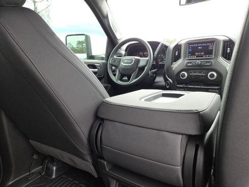 New 2026 GMC Sierra 3500 Pro w/ Convenience Package image 22