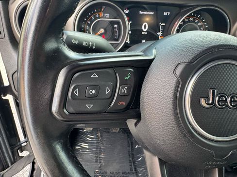 Used 2019 Jeep Wrangler Unlimited Sport S AWD/4WD image 25