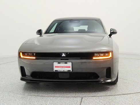Used 2025 Dodge Charger Daytona R/T w/ Sun & Sound Package AWD/4WD image 2