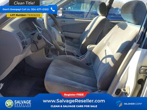 Used 2001 Toyota Corolla FWD image 9