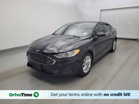 Used 2019 Ford Fusion SE FWD image 1
