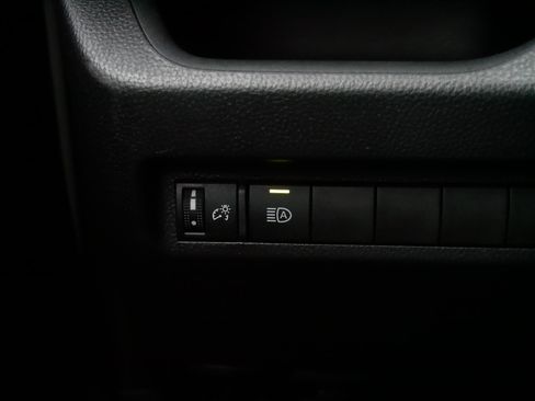 Certified 2025 Toyota RAV4 XLE image 27