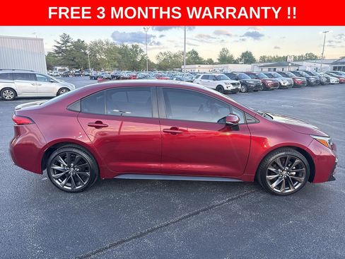 Used 2024 Toyota Corolla SE w/ SE Convenience Package FWD image 38