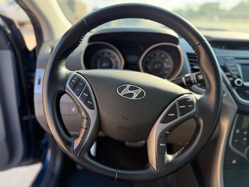 Used 2014 Hyundai Elantra Sport FWD image 27