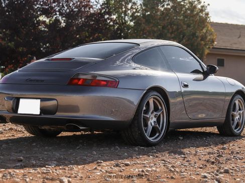 Used 2003 Porsche 911 Carrera RWD image 8
