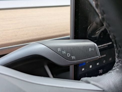 Used 2020 Tesla Model 3 RWD image 17
