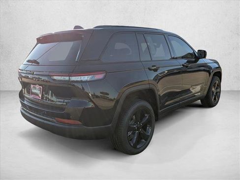 New 2025 Jeep Grand Cherokee Limited w/ Black Appearance Package image 2