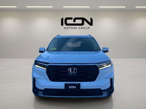 Used 2023 Honda Pilot Touring image 8