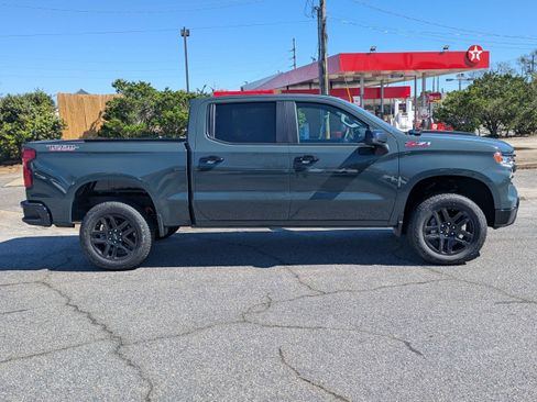 New 2026 Chevrolet Silverado 1500 LT Trail Boss w/ Convenience Package II AWD/4WD image 3