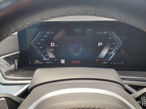 Certified 2025 BMW X7 M60i AWD/4WD image 15