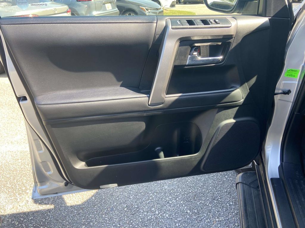 Used 2023 Toyota 4Runner SR5 Premium w/ Moonroof Package RWD image 14
