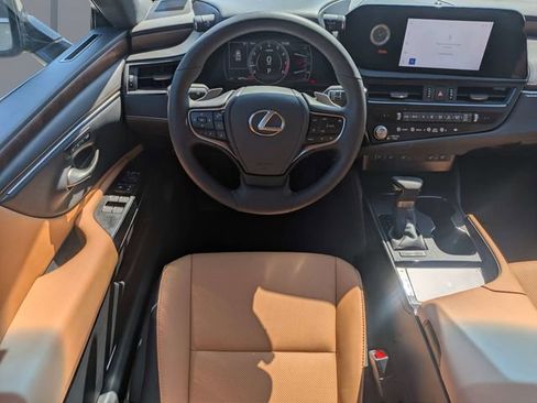 Used 2025 Lexus ES 350 w/ Premium Package FWD image 15