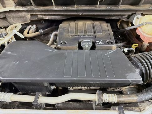 Used 2022 Chevrolet Silverado 1500 Custom image 33