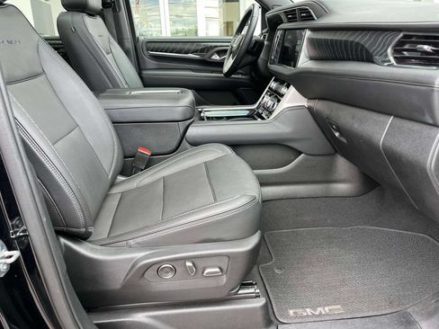 Certified 2023 GMC Yukon Denali AWD/4WD image 24