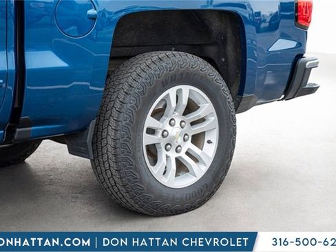 Used 2018 Chevrolet Silverado 1500 LT w/ All Star Edition image 38