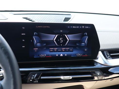 Certified 2024 BMW X2 xDrive28i w/ Premium Package image 8