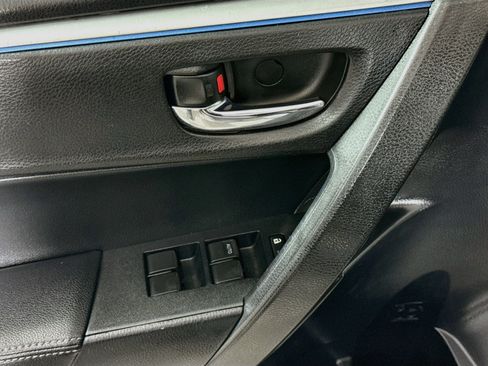 Used 2016 Toyota Corolla S FWD image 18