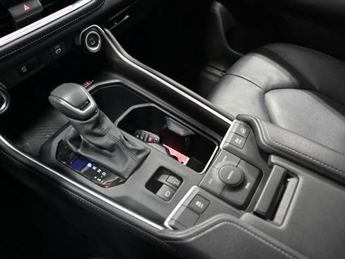 Certified 2026 Toyota Grand Highlander Nightshade Edition image 19