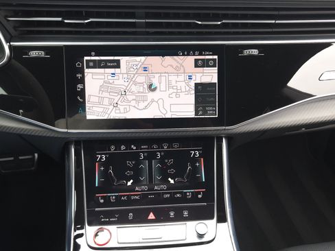 Used 2024 Audi RS Q8 image 25