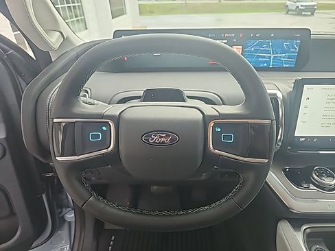 New 2026 Ford Expedition Platinum AWD/4WD image 16