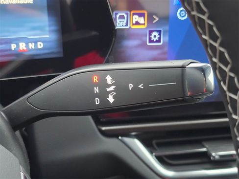 New 2026 Chevrolet Equinox EV LT image 29